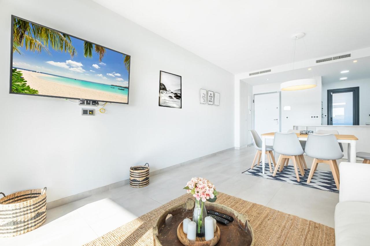 Sunset Waves Deluxe Apartments Poniente Beach Resort Μπένιντορμ Εξωτερικό φωτογραφία