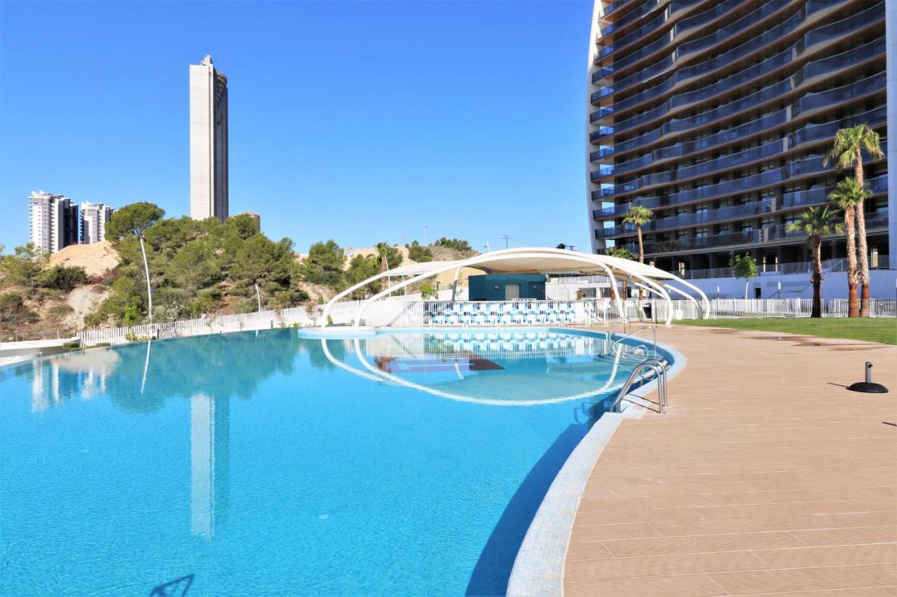 Sunset Waves Deluxe Apartments Poniente Beach Resort Μπένιντορμ Εξωτερικό φωτογραφία