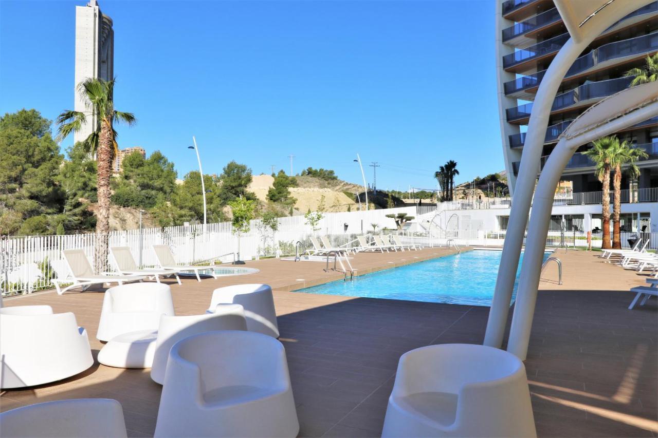 Sunset Waves Deluxe Apartments Poniente Beach Resort Μπένιντορμ Εξωτερικό φωτογραφία