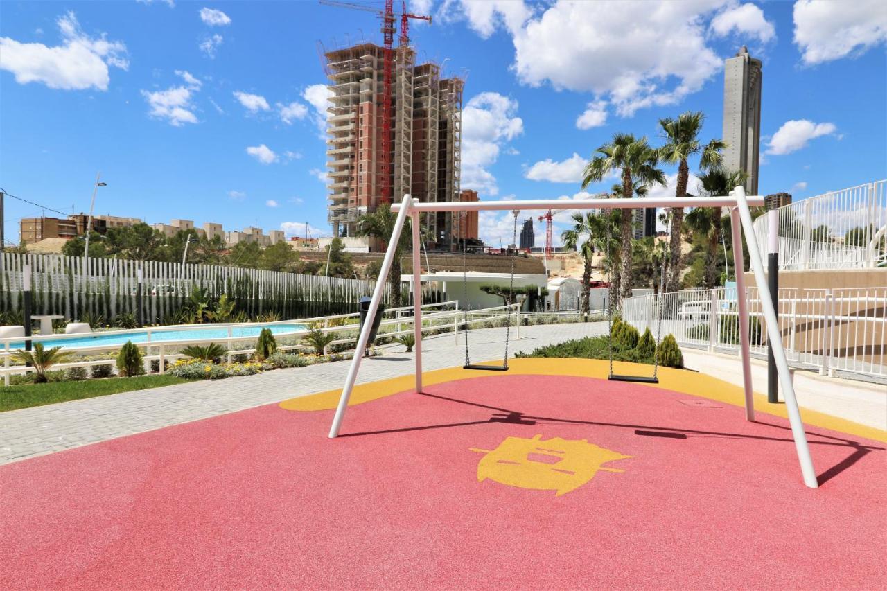 Sunset Waves Deluxe Apartments Poniente Beach Resort Μπένιντορμ Εξωτερικό φωτογραφία