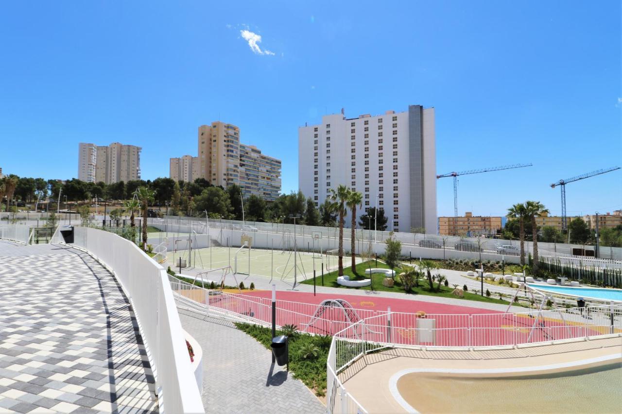 Sunset Waves Deluxe Apartments Poniente Beach Resort Μπένιντορμ Εξωτερικό φωτογραφία