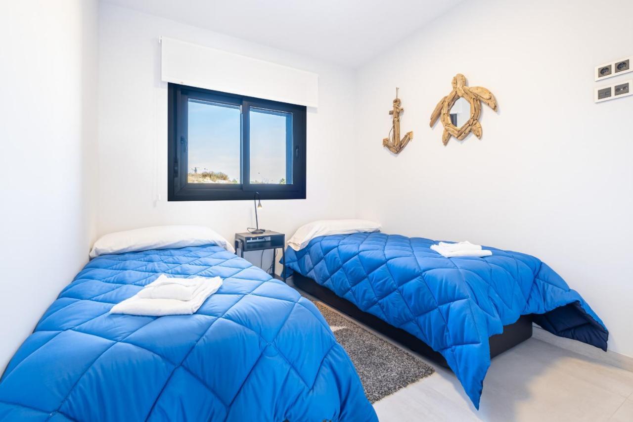 Sunset Waves Deluxe Apartments Poniente Beach Resort Μπένιντορμ Εξωτερικό φωτογραφία