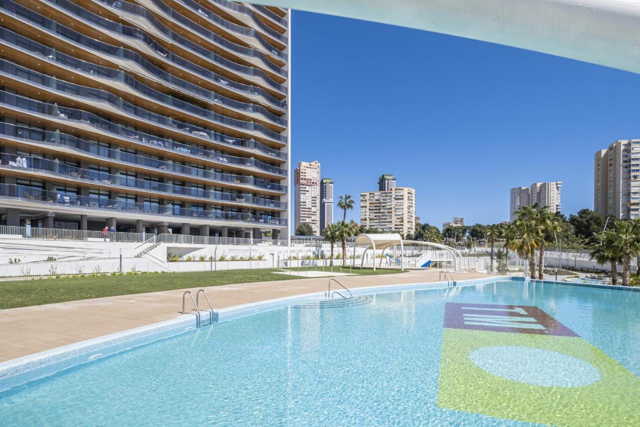 Sunset Waves Deluxe Apartments Poniente Beach Resort Μπένιντορμ Εξωτερικό φωτογραφία