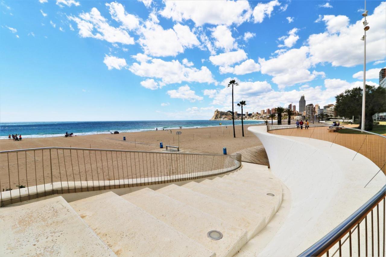 Sunset Waves Deluxe Apartments Poniente Beach Resort Μπένιντορμ Εξωτερικό φωτογραφία